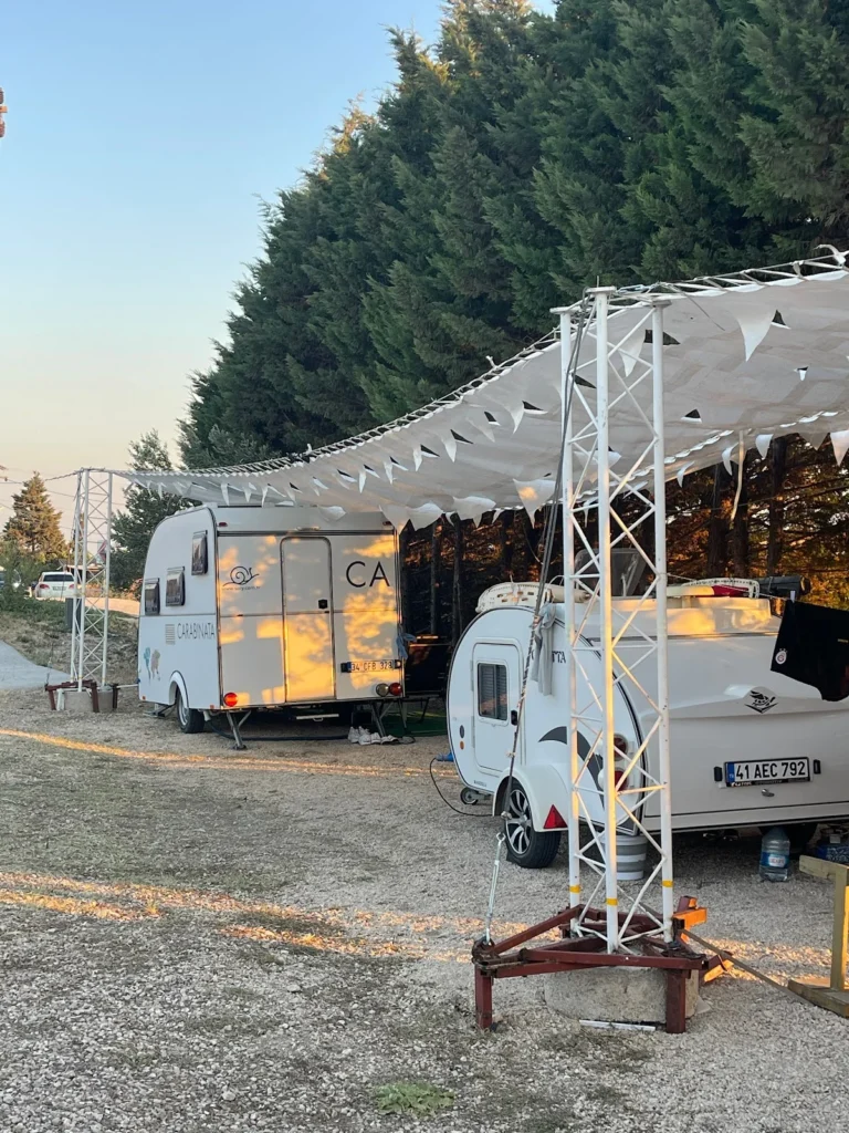 Salaşk | VIP Çadır Kamp Alanı, VIP Karavan Park Alanı